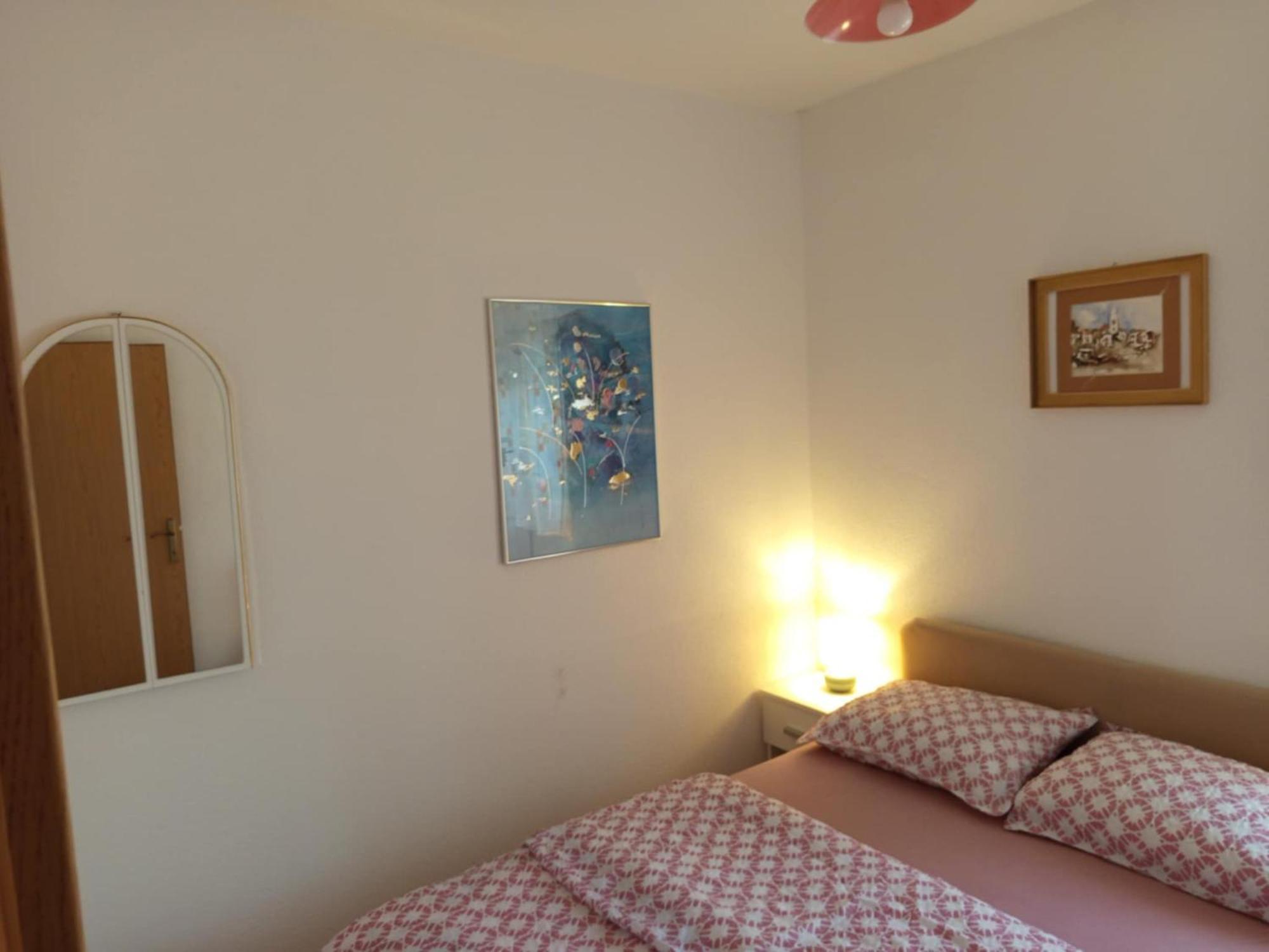Metti Apartments 1 Kmeti ภายนอก รูปภาพ